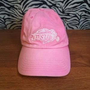 X BINRL1 0124 Adjustable Womens Pink North Dakota State Bison Hat - GWOSLOO.24